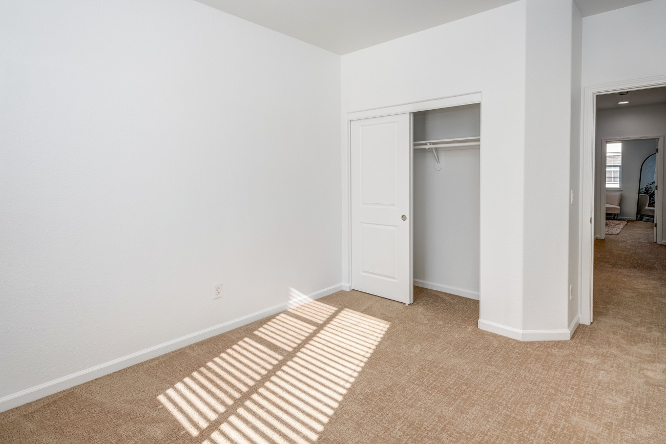 1660 Glenmore-46.jpg